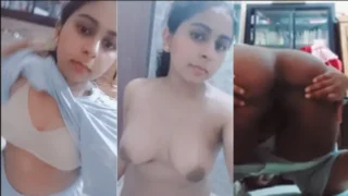 Desi Girl Showing Boobs Teasing desisexvideo